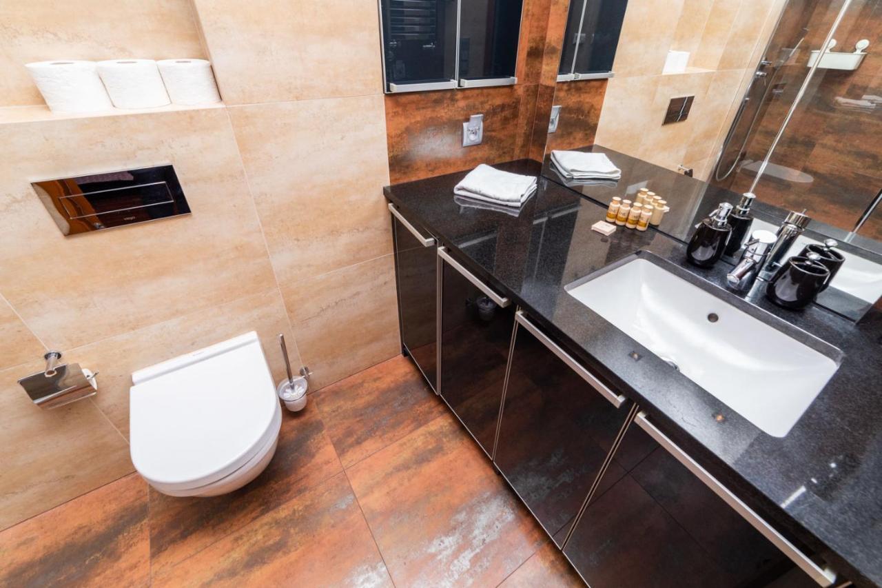 Broadway - Neptun Park By Oneapartments Gdansk Ngoại thất bức ảnh